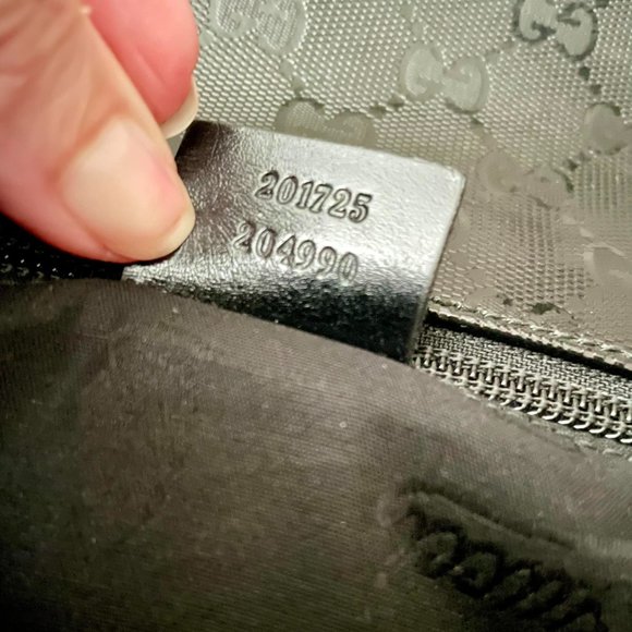 Gucci Unisex Black Matte Monogram Flap Messenger Bag - Picture 14 of 14